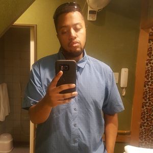 Meet your Posher, Dominic